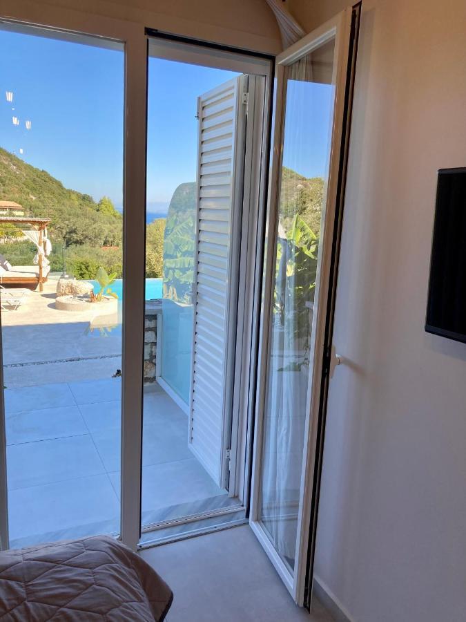 Ninfas Del Mar Apartment Agios Nikitas Exterior photo